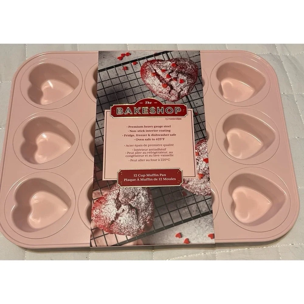 Master Class Valentine heart‎ muffin pan pink